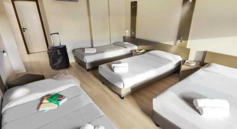 Plus Florence Hostal Florencia