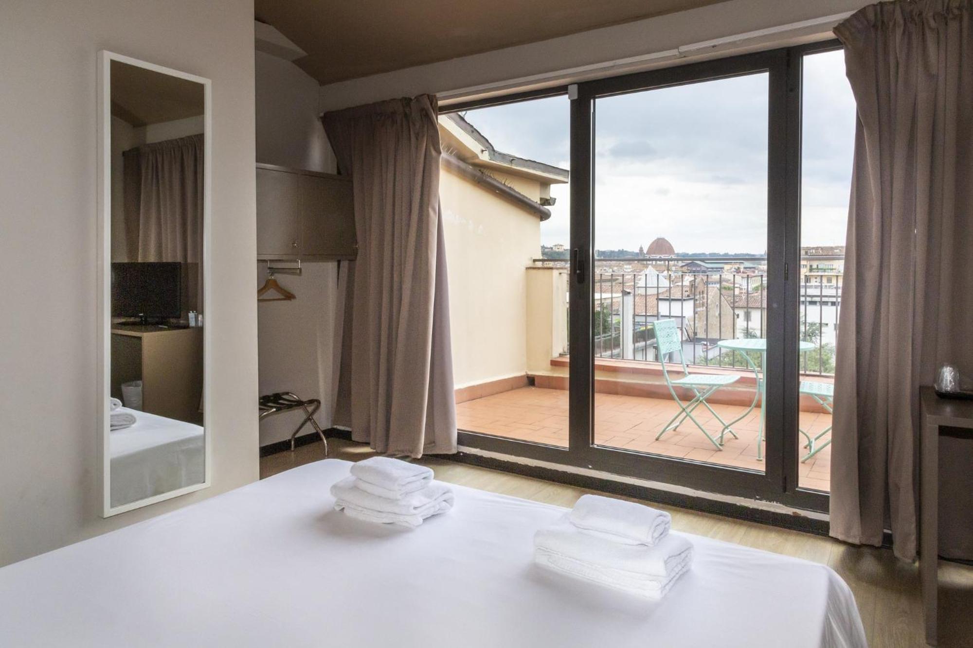 Hostal Plus Florence *